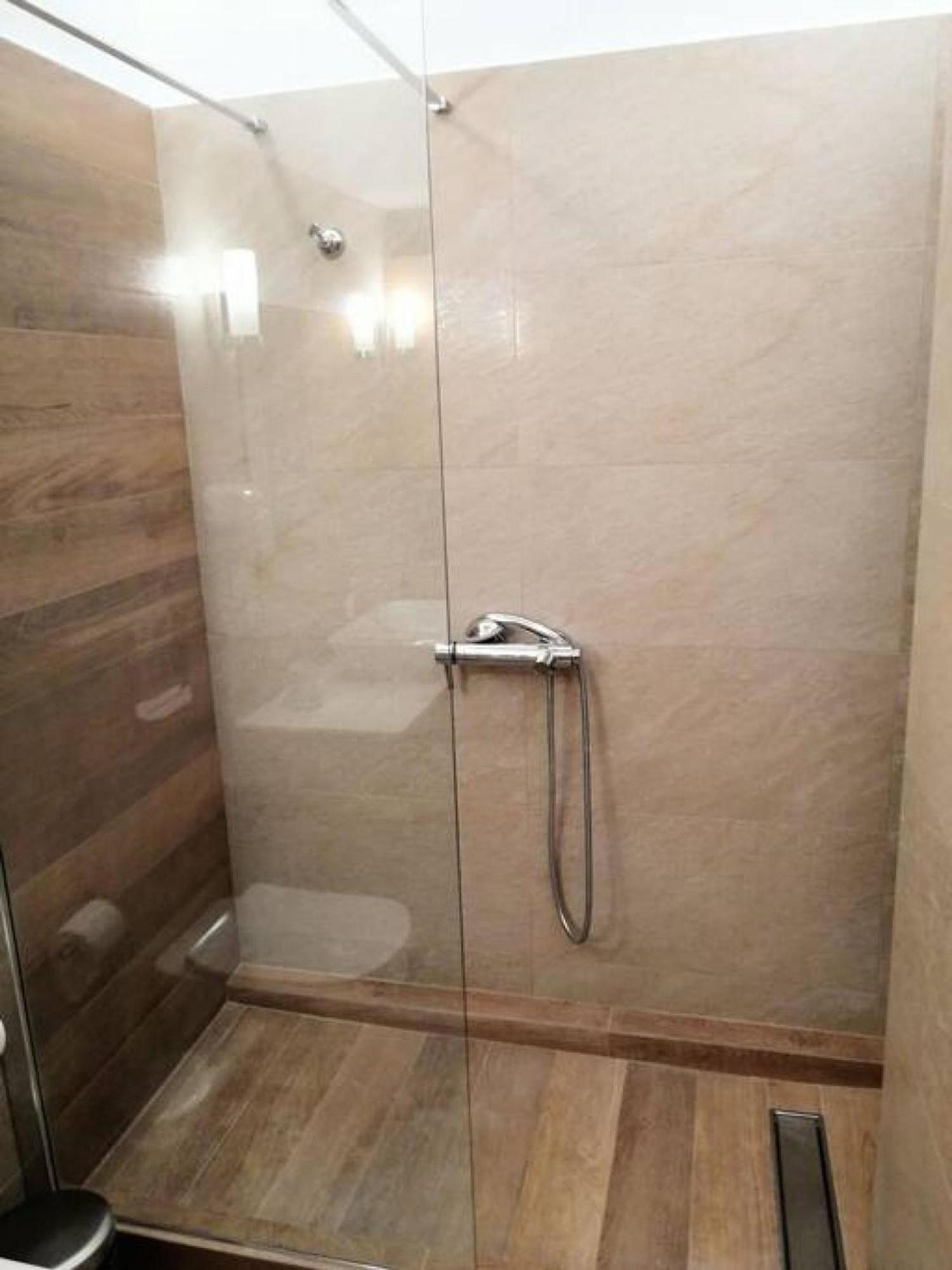 Elegant Apartment In Acropolis Атина Екстериор снимка